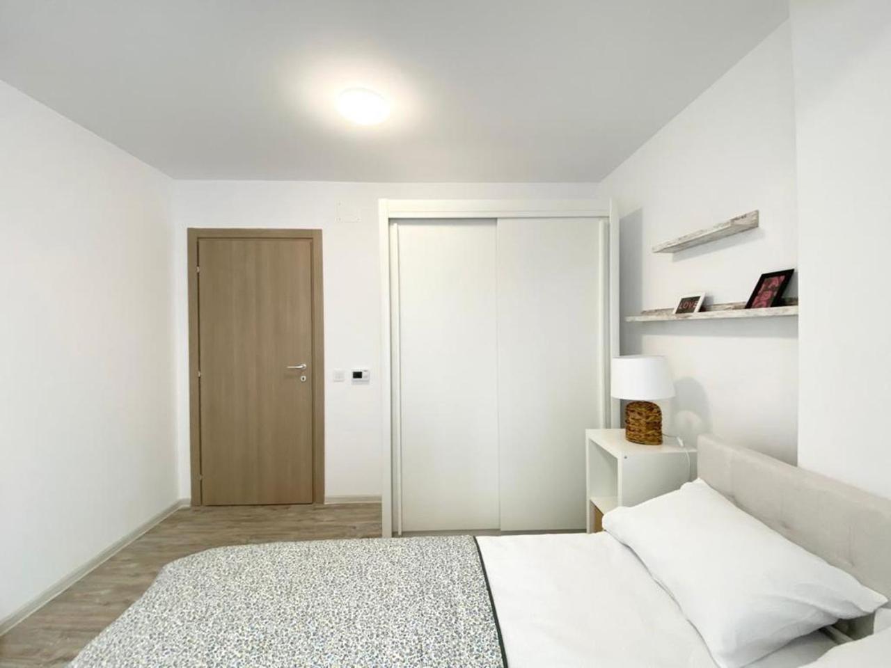 The Painter - Timpuri Noi 1Br With Parking Διαμέρισμα Βουκουρέστι Εξωτερικό φωτογραφία